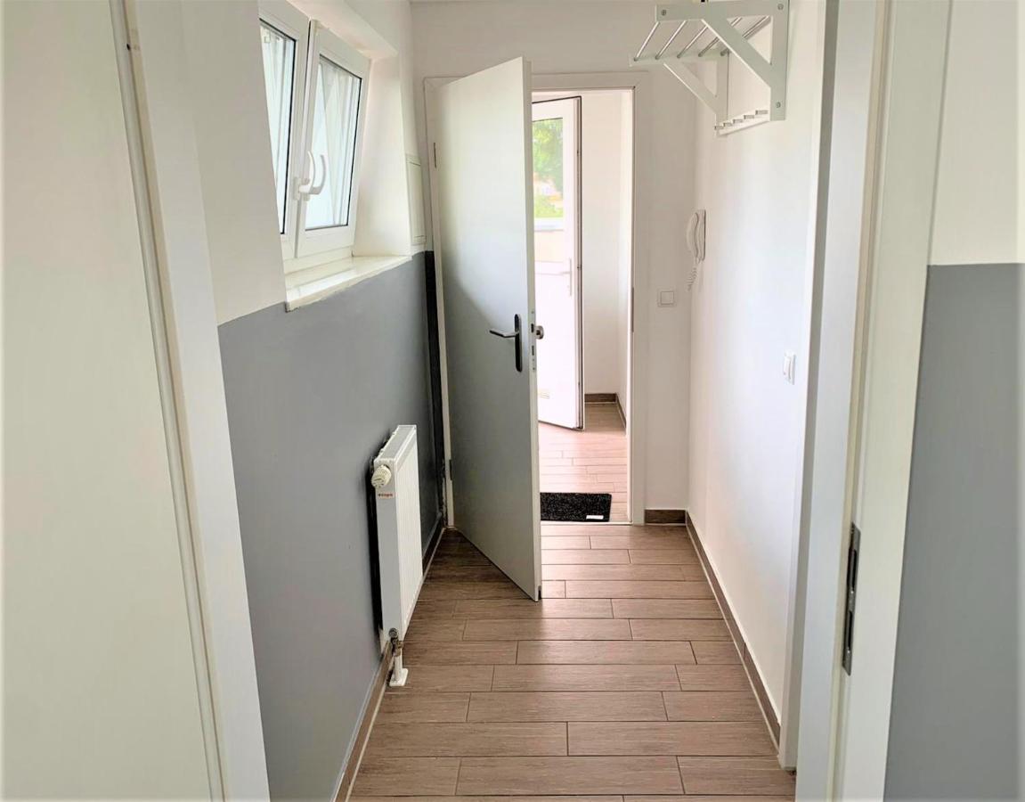 Apartment Voll Moebeliert Mit Balkon Brema Exterior foto
